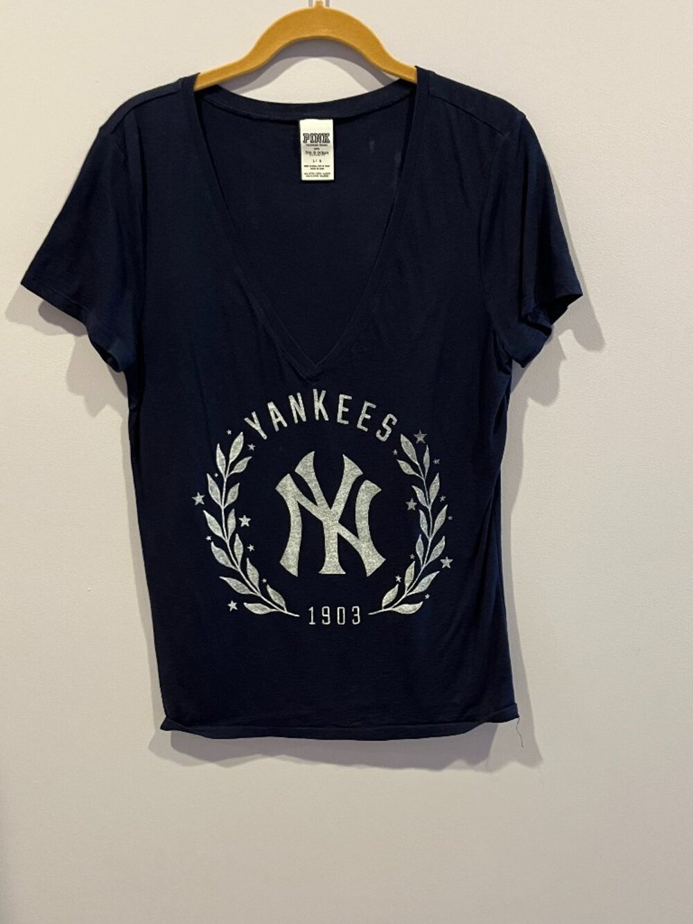 Women's Victoria Secret Blue Yankees V-Neck T-Shirt Size L